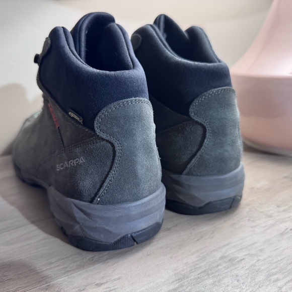 Scarpa Mojito Hike Men's Dark Gray Hiking Boots - Picture 5 of 9